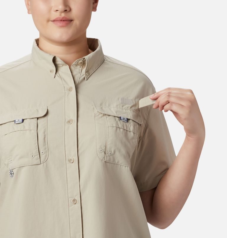 Women's Columbia PFG Bahama Short Sleeve Shirts Khaki | Plus Size CA-DC5L1